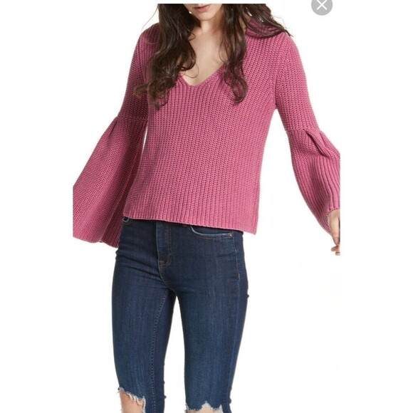 Free People Cropped Sweater Knit Bell Sleeve V Neck Size S - Picture 1 of 7